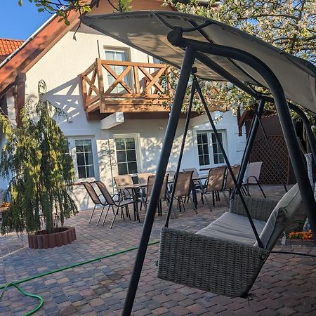 Pensjonat Srebrny Klon Bytów Exteriör bild