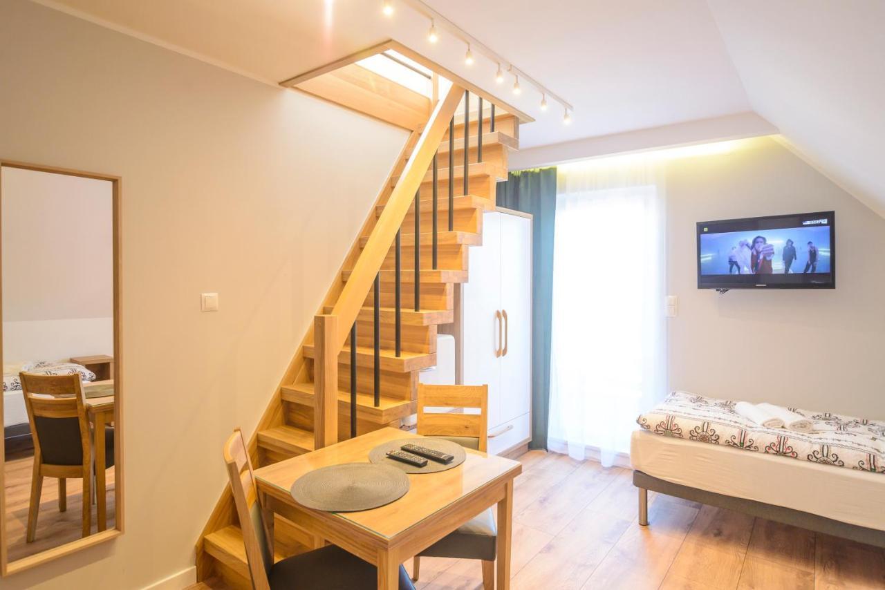Pensjonat Srebrny Klon Bytów Exteriör bild